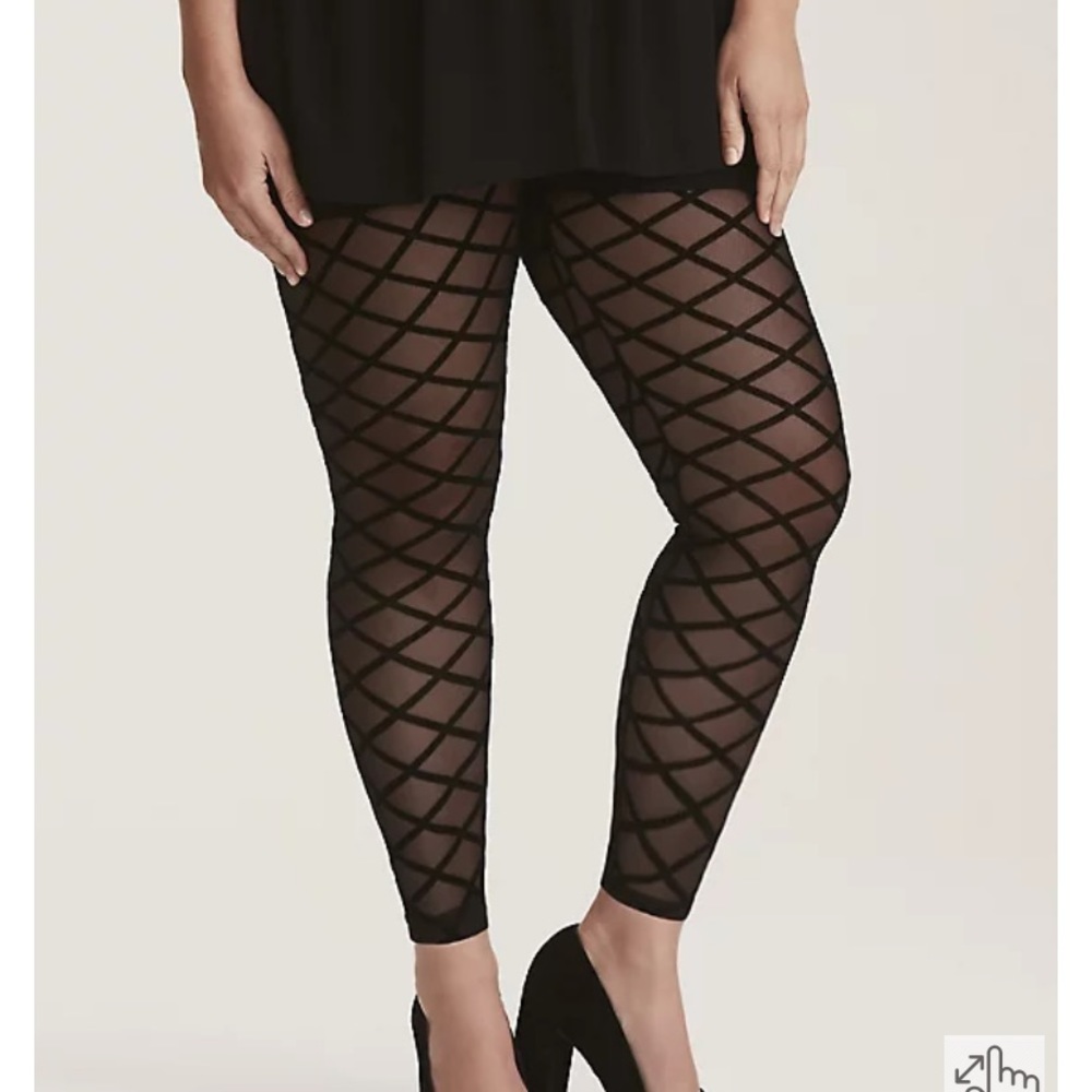 Black Quilted Diamond Mesh Leggings